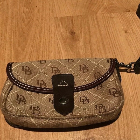 Dooney and Bourke Brown Canvas/Leather Wristlet - Picture 1 of 7